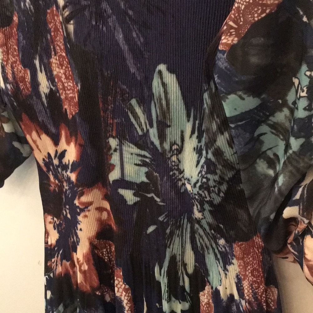 Floral multicolored blouse - Picture 3 of 4